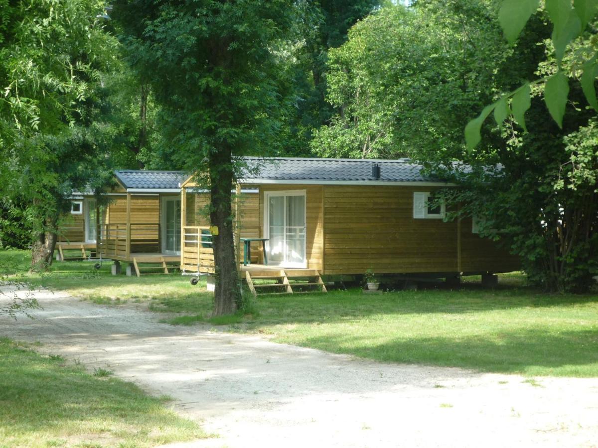 Camping Du Lion Bourg-Saint-Andéol Екстериор снимка